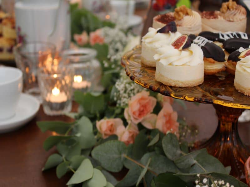 Gedeckter Tisch zum Muttertag