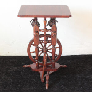 Antiken Beistelltisch kaufen bei Antik & Stil