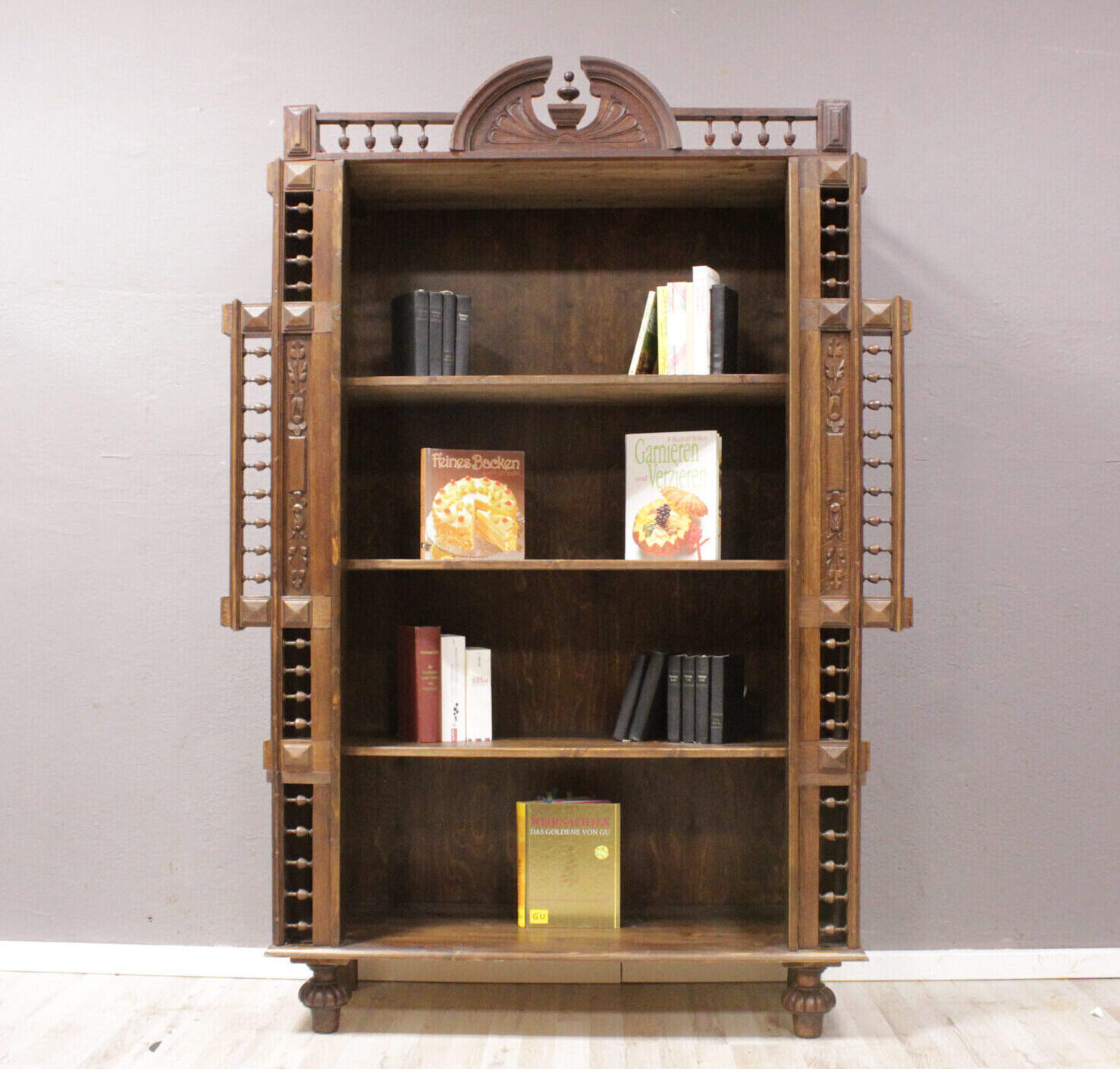 Antikes Bücheregal kaufen bei Antik & Stil
