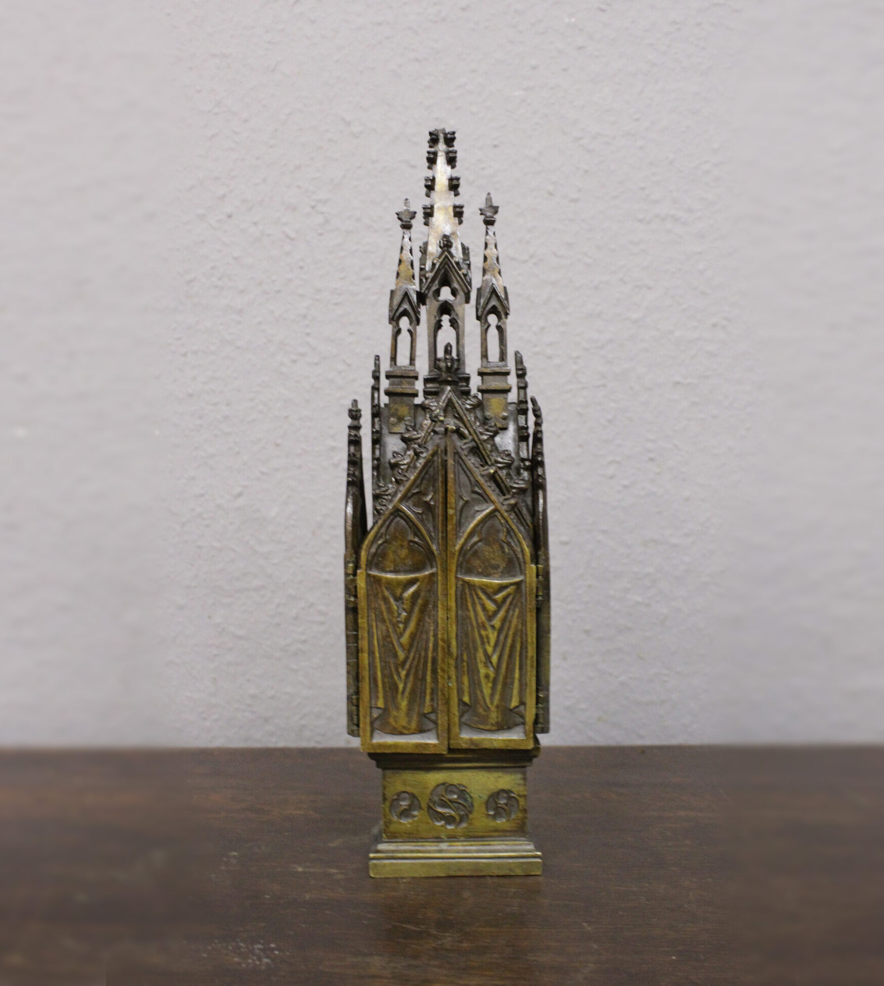 Antiken Bronze Hausaltar kaufen bei Antik & Stil